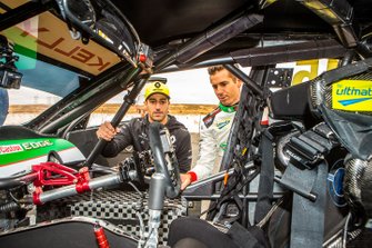 Rick Kelly, Kelly Racing Nissan, Daniel Ricciardo, Renault F1 Team