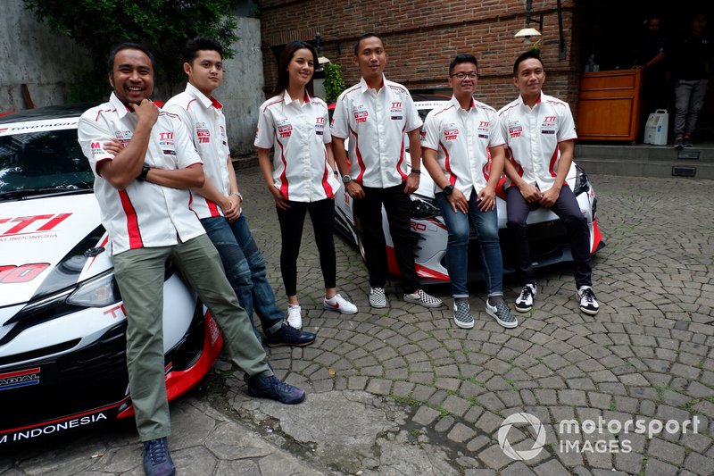 Haridarma Manoppo, Herdiko Setya Putra, Sabrina Sameh, Adrianza Yunial, Anjasara Wahyu dan Demas Agil, Toyota Team Indonesia