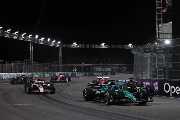 Lance Stroll, Aston Martin Racing, Esteban Ocon, Haas F1 Team, Alexander Albon, Williams