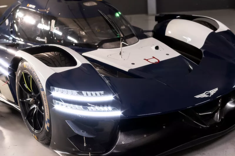 Jacky Ickx, Genesis Magma Racing Genesis