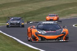 #59 Strakka Racing McLaren 650S GT3: Andrew Watson, Rob Bell