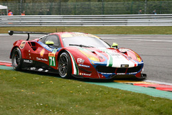 #71 AF Corse Ferrari 488 GTE: Davide Rigon, Sam Bird