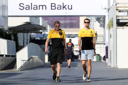 Andy Stobart, Renault Sport F1 Team Press Officer, Jolyon Palmer, Renault Sport F1 Team