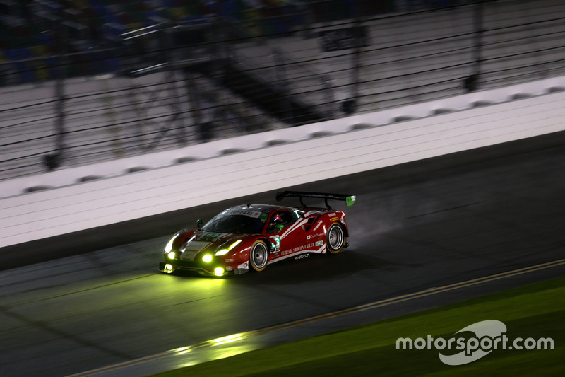 #63 Scuderia Corsa Ferrari 488 GT3: Christina Nielsen, Alessandro Balzan, Sam Bird, Matteo Cressoni