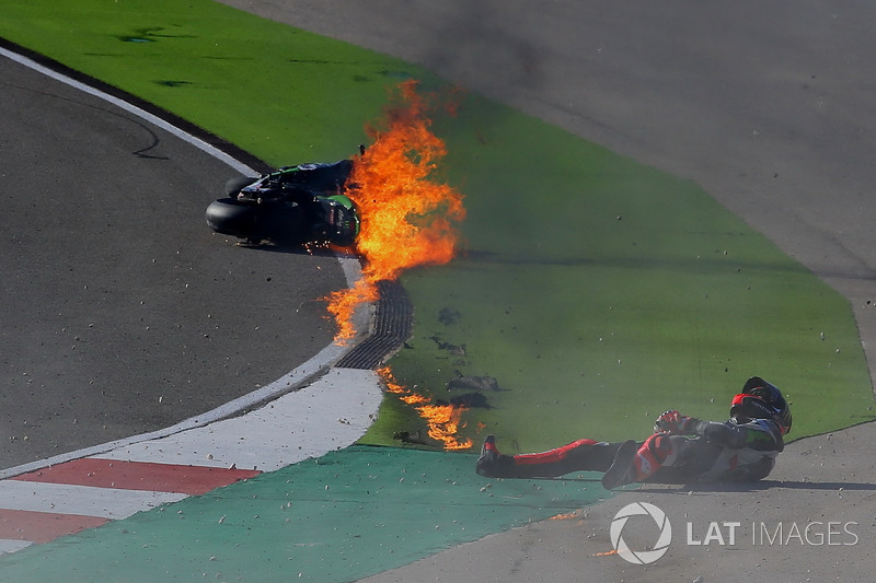 2. Crash, Tom Sykes, Kawasaki Racing