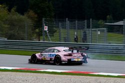 Lucas Auer, Mercedes-AMG Team HWA, Mercedes-AMG C63 DTM with damage on the car