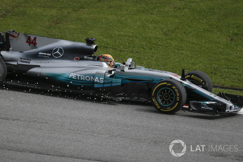 Lewis Hamilton, Mercedes-Benz F1 W08, va largo