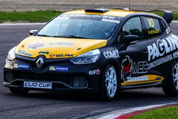 Nicola Rinaldi, Essecorse