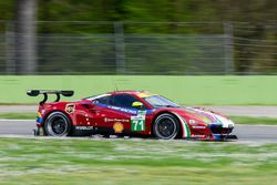 #71 AF Corse Ferrari 488 GTE: Davide Rigon, Sam Bird