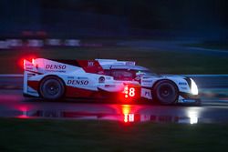 #8 Toyota Gazoo Racing, Toyota TS050 Hybrid: Anthony Davidson, Nicolas Lapierre, Kazuki Nakajima