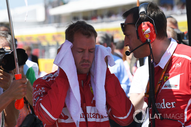 Sebastian Vettel, Ferrari, Riccardo Adami, Ferrari Race Engineer