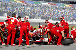 Arrêt aux stands de Kimi Raikkonen, Ferrari F60