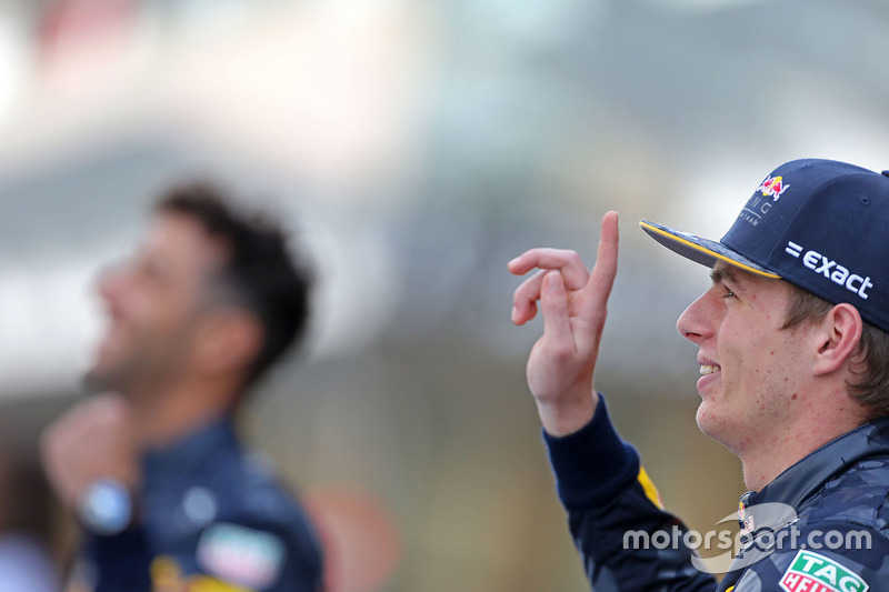 Max Verstappen incomodou os adversários na pista, mas foi "apenas" o quinto na classificação geral, tendo feito as quatro primeiras provas pela Toro Rosso.