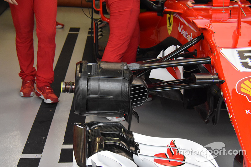 Vue détaillée des freins avant de la Ferrari SF70H