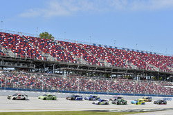 Ryan Newman, Richard Childress Racing Chevrolet and Dale Earnhardt Jr., Hendrick Motorsports Chevrolet