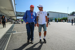 Niki Lauda, Mercedes AMG F1 Non-Executive Chairman and Lewis Hamilton, Mercedes AMG F1