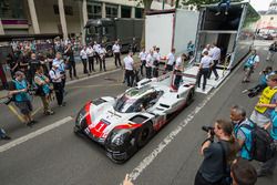 #1 Porsche Team Porsche 919 Hybrid: Neel Jani, Andre Lotterer, Nick Tandy