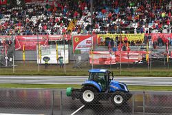 Tractor dries the track
