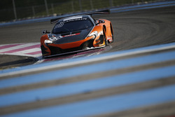 #59 Strakka Racing, McLaren 650 S GT3: Andrew Watson, Côme Ledogar, Dean Stoneman