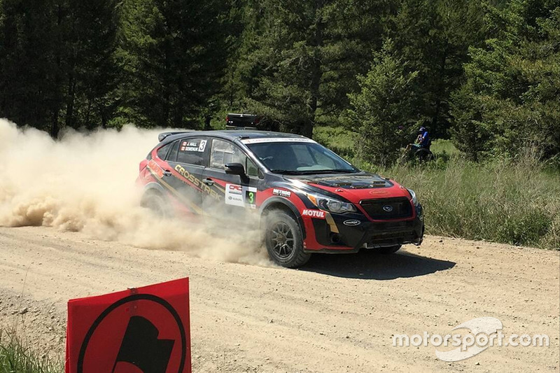 Брендон Семенюк, Джон Холл, Subaru Crosstrek
