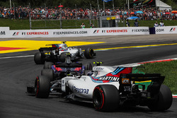 Felipe Massa, Williams FW40, Carlos Sainz Jr., Scuderia Toro Rosso STR12, Lance Stroll, Williams FW4