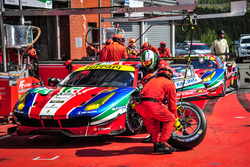 #71 AF Corse Ferrari 488 GTE: Davide Rigon, Sam Bird