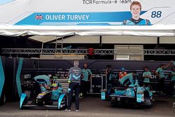 Oliver Turvey, NEXTEV TCR Formula E Team