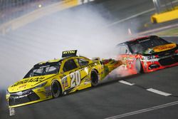 Matt Kenseth, Joe Gibbs Racing Toyota crash