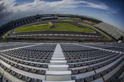 Preparazione dell'autodromo Hermanos Rodríguez