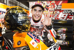Race winner Marc Marquez, Repsol Honda Team celebrates with his team