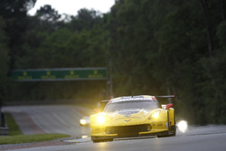 #63 Corvette Racing Chevrolet Corvette C7-R: Jan Magnussen, Antonio Garcia, Ricky Taylor