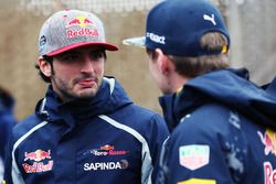 Carlos Sainz Jr., Scuderia Toro Rosso con Max Verstappen, Red Bull Racing