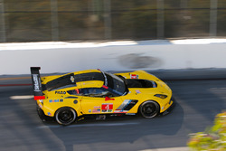 #4 Corvette Racing Chevrolet Corvette C7.R: Oliver Gavin, Tommy Milner
