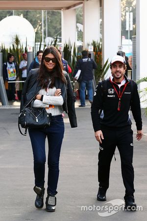 Fernando Alonso, McLaren with his girlfriend Linda Morselli