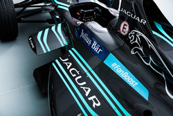 2017 Jaguar I-type detail