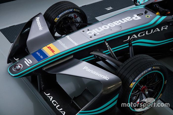 Jaguar I-type 2017