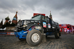 #310 Kamaz: Eduard Nikolaev, Evgeny Yakovlev, Vladimir Rybakov