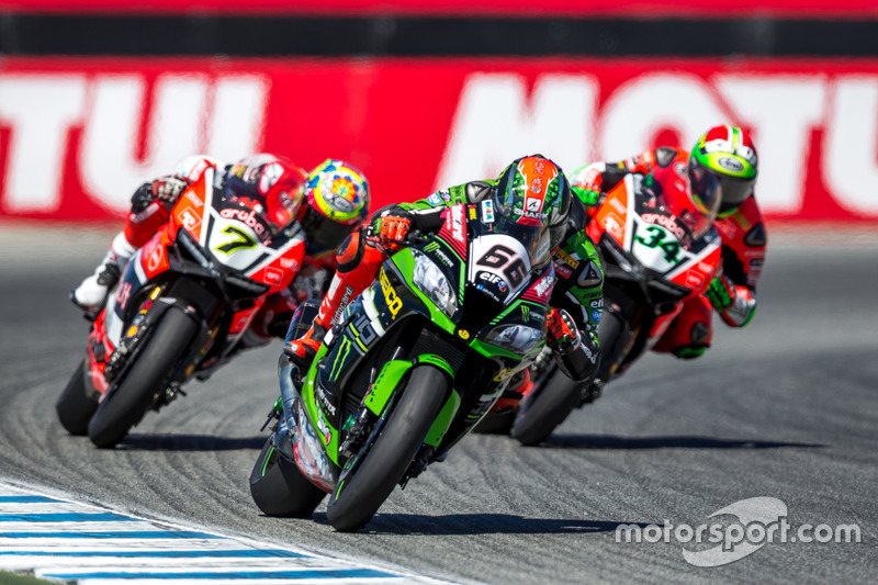 Tom Sykes, Kawasaki Racing Team; Chaz Davies; Davide Giugliano, Aruba.it Racing - Ducati