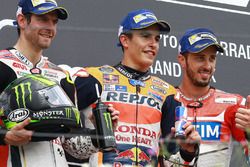 Podium: winnaar Marc Marquez, Repsol Honda Team, tweede plaats Cal Crutchlow, Team LCR Honda, derde 