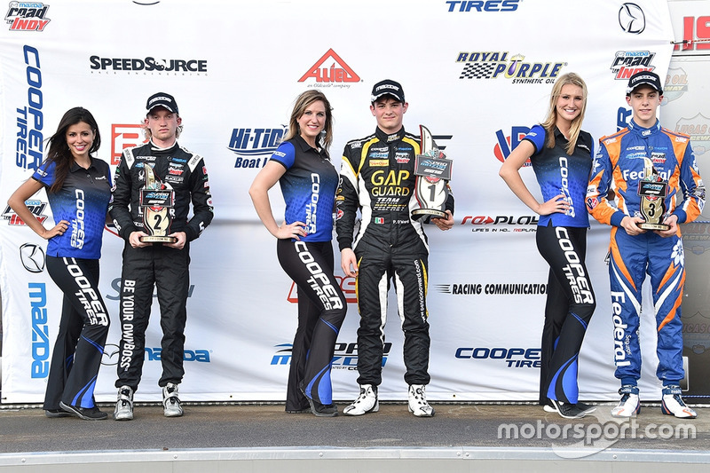 Podium: race winner Pato O'Ward, Team Pelfrey, second place Garett Grist, Juncos Racing, third place Nicolas Dapero, Juncos Racing