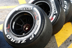 Pirelli tyres