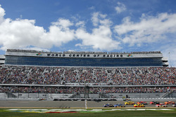 Start: Chase Elliott, Hendrick Motorsports Chevrolet leads