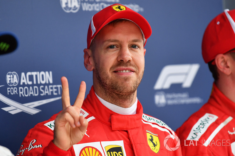 Na China, a estrela de Vettel voltou a brilhar e o alemão voltou a cravar a pole