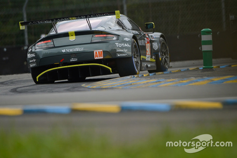 #98 Aston Martin Racing Aston Martin Vantage: Paul Dalla Lana, Pedro Lamy, Mathias Lauda