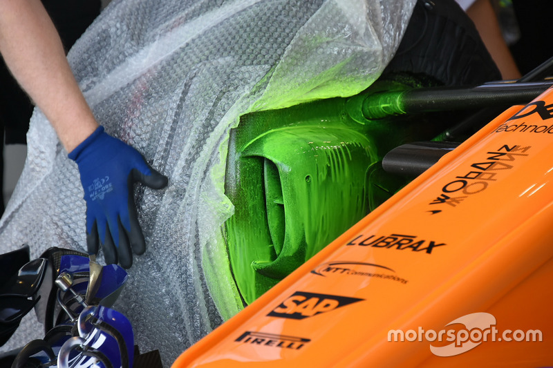 McLaren MCL33 front brake duct with aero paint