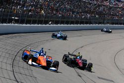 Scott Dixon, Chip Ganassi Racing Honda, Robert Wickens, Schmidt Peterson Motorsports Honda