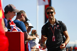 Romain Grosjean, Haas F1 Team, meets some fans
