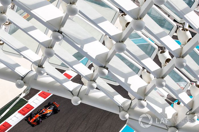 Fernando Alonso, McLaren MCL32