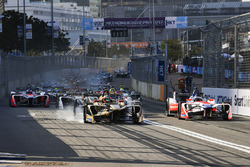 Jean-Eric Vergne, Techeetah, mène au départ
