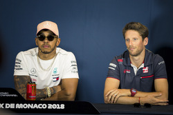 Lewis Hamilton, Mercedes-AMG F1 and Romain Grosjean, Haas F1 in the Press Conference